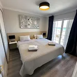 Santa Ana 8 Villa *